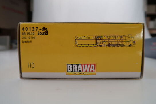 Model lokomotiv BRAWA BR 06 001