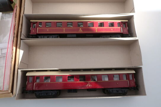 7 stk. model togvogne HOBBYTRADE 51073, 51053, LONG 1109, 1201