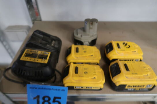 4 stk. DeWalt batterier  MOMSFRI