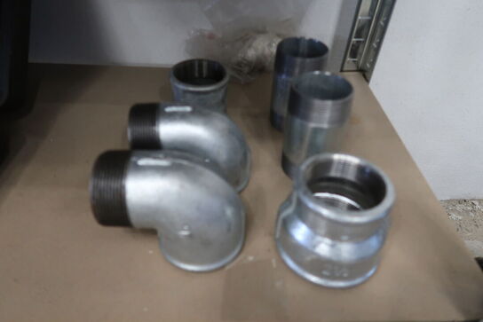 Diverse galv fittings MOMSFRI