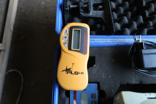 Laser level Agatec Cat 120 + stativ MOMSFRI