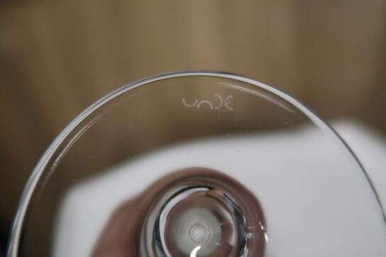 Div. Glas i opvaskebakker bla. RIEDEL m.m.