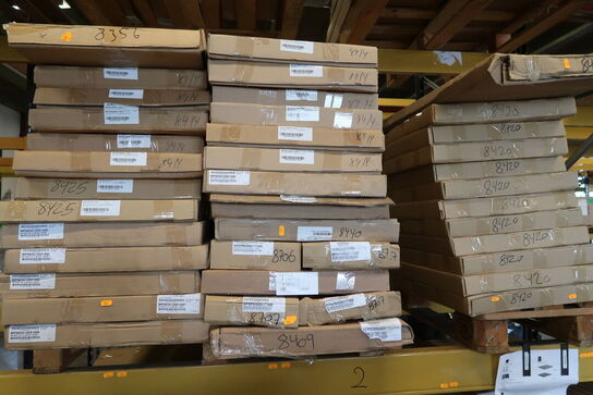 Stort parti CAMBRO hylder og stiger