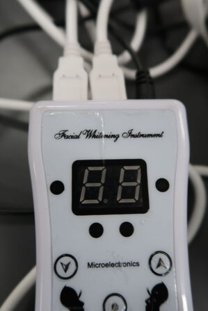 Light mask “Facial Whitening”