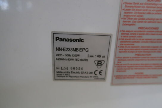 Mikrobølgeovn PANASONIC NN-E233Mb