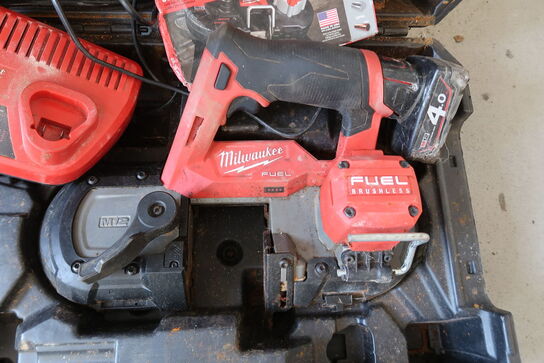 Akku kompakt Båndsav, Milwaukee M12 FBS64