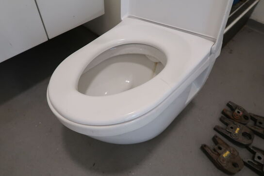 Duravit væghægt toilet 