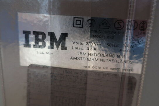 Skrivemaskine, printer IBM OG OKI