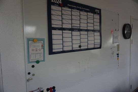 2 stk. whiteboards