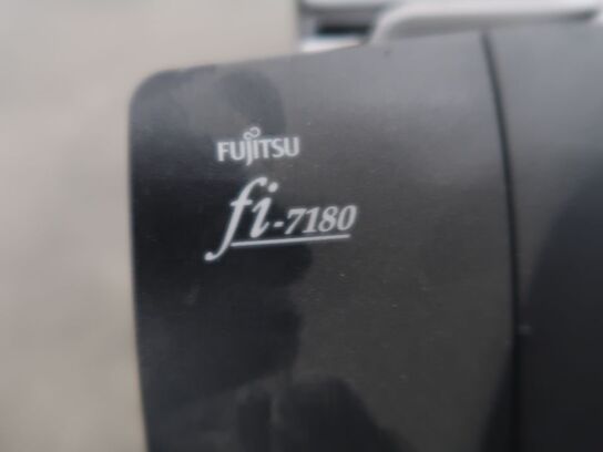 Dokument skanner FUJITSU FI-7180