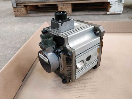 Servo motor med Mitsubishi encoder