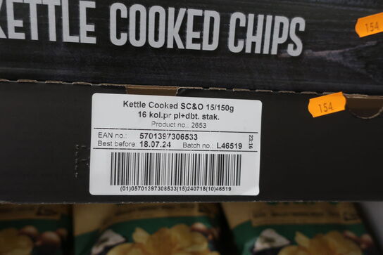 6 kasser med chips bl.a. KETTLE COOKED CHIPS