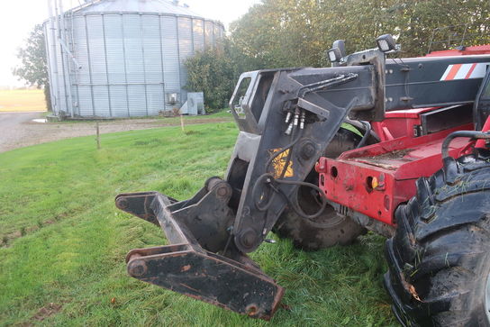 Teleskoplæsser MASSEY FERGUSON MF8947