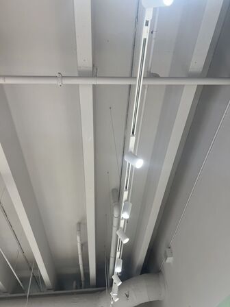 LED spots samt lamper & skinner (SONOS medf. ikke!)