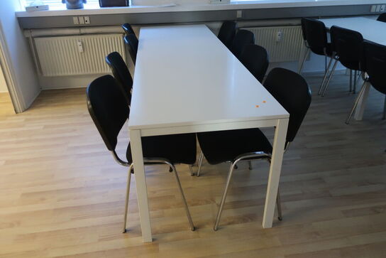 2 stk. borde med 8 stk. stole