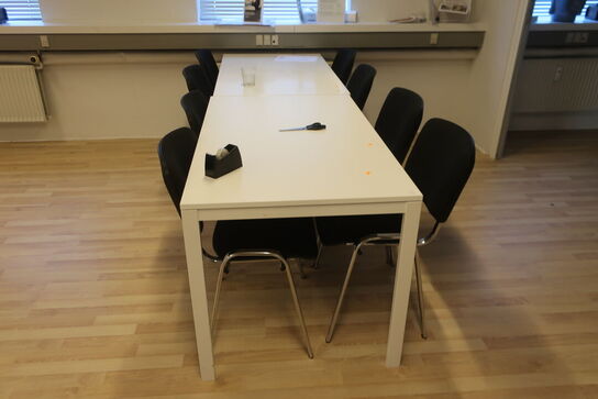 2 stk. borde med 8 stk. stole
