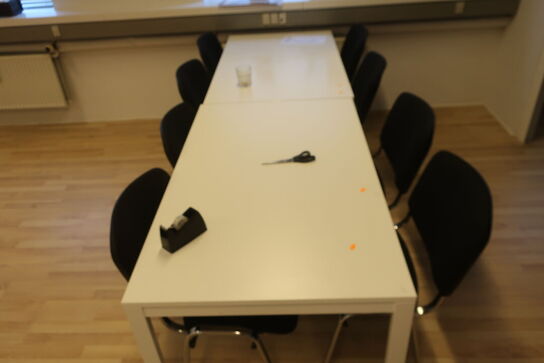 2 stk. borde med 8 stk. stole