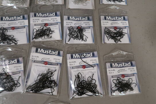 26 pk. Mustad Signature fly hook