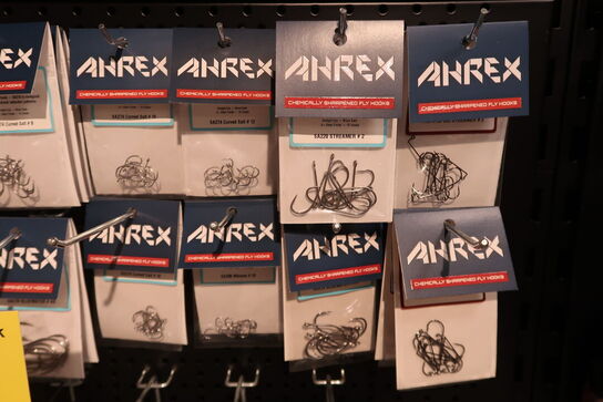 Ca. 57 pk. Ahrex - Fly Hooks