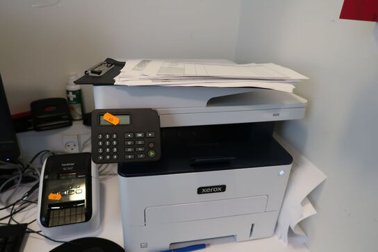 All in one computer LENOVO, printer XEROX, labelprinter BROTHER m.m.