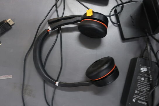 Computerskærme ASUS MX279H, headsets JABRA m.m.