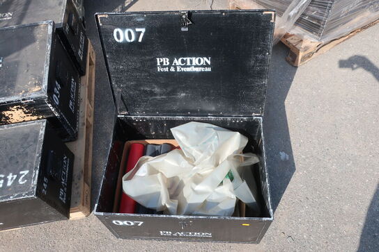 4 stk. Case til vinglas, festivalgrej m.v.