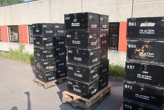 10 stk. cases til vinglas, festivalgrej m.v.