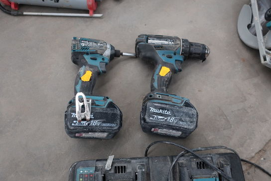 2 stk. akku bore/skruemaskiner MAKITA DDF482, DTD154 med 2 stk. batterier og lader