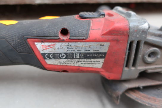 Akku vinkelsliber MILWAUKEE M18 CAG125X med batteri