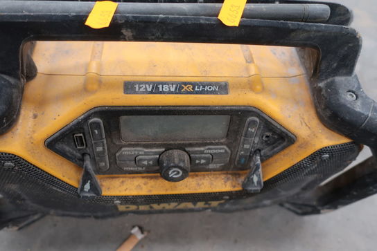 Arbejdsradio DEWALT med batteri