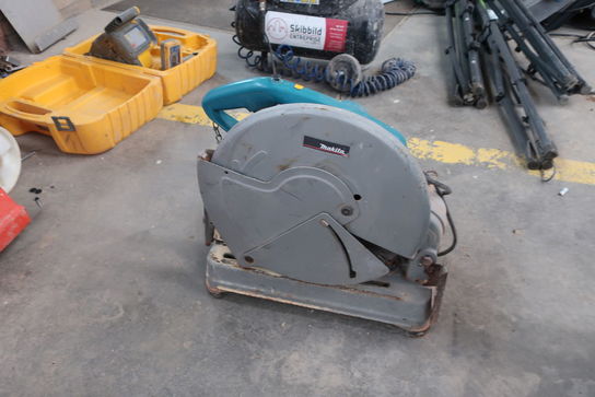 Metalafkorter MAKITA 2414NB