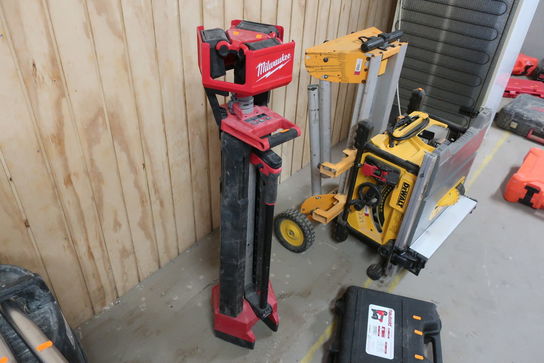 Arbejdslampe MILWAUKEE M18 HOSALC