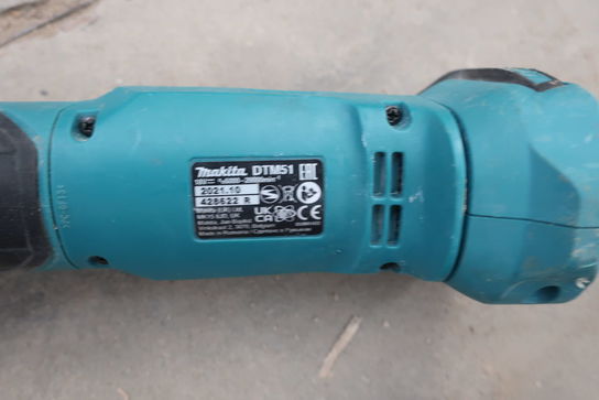 Akku multicutter MAKITA DTM51 med lader