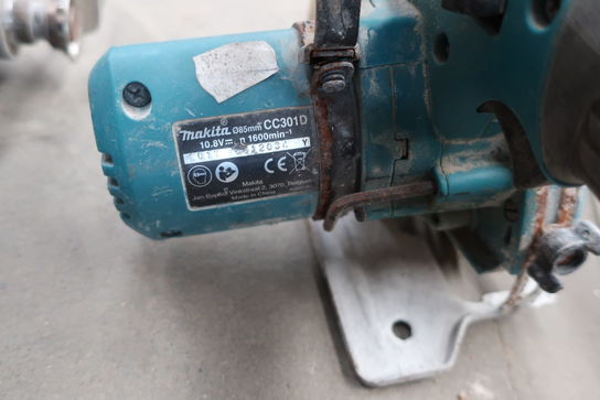 Akku multicutter MAKITA DTm51, akku flise/glasskærer MAKITA CC301D med batteri