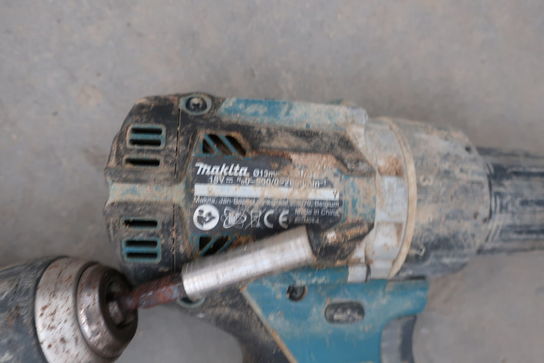 2 stk. Akku bore/skruemaskiner MAKITA DHP484 med batteri