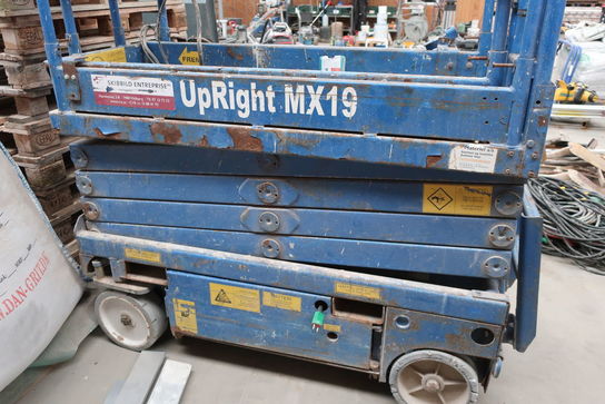 Sakslift UPRIGHT MX19