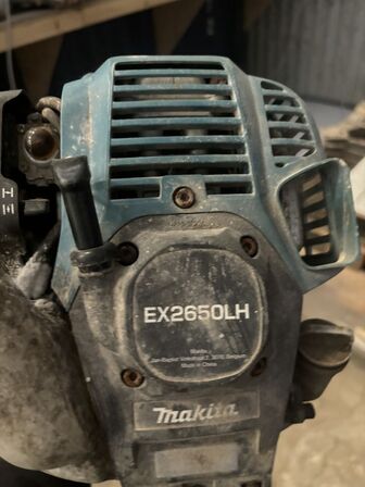 Buskrydder, Makita EX2650LH