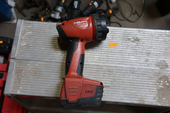 Akku lampe HILTI SFL 144-A med batteri