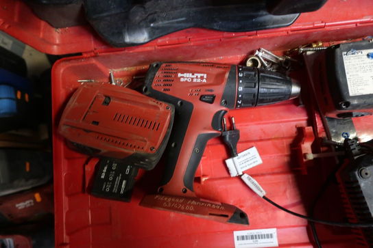 Akku bore/skruemaskine HILTI SFC 22-a med 2 stk. batterier og lader