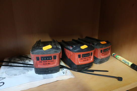 3 stk. batterier HILTI 3.0 Ah