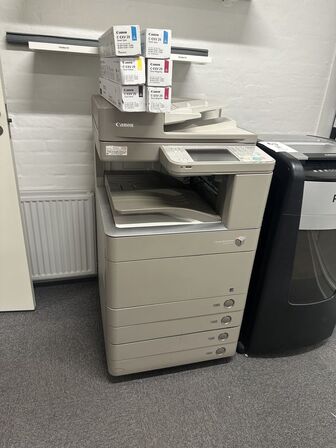 Printer CANON C5030I inkl. Toner