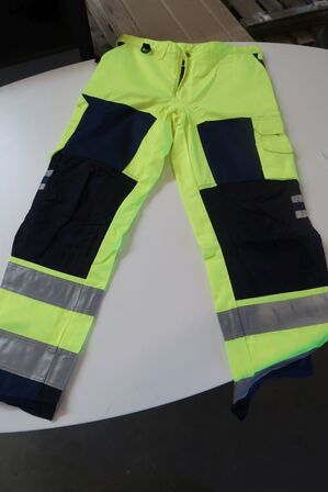 1 par arbejdsbukser, str. 96