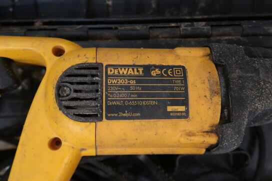 Bajonetsav, DeWalt DW303-qs