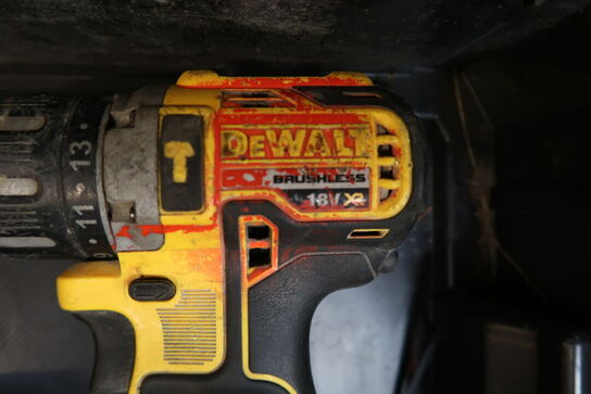 Akku slagboremaskine, DeWalt DCD796