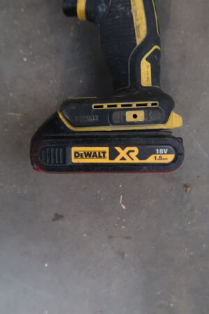 Akku multicutter, DeWalt DCS355