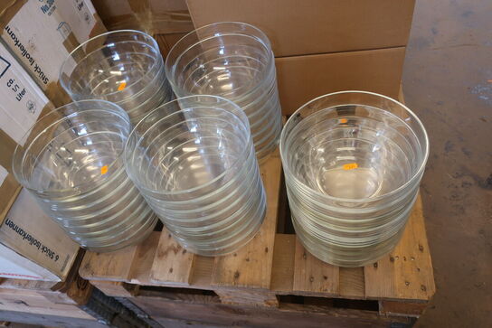 Ca. 40 glasskåle bl.a. Ø23 cm
