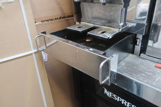 Kaffemaskine NESPRESSO AGUILA 220 PRO inkl. filter