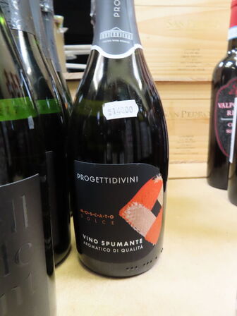 15 fl. musserende vin