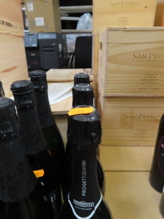 15 fl. musserende vin
