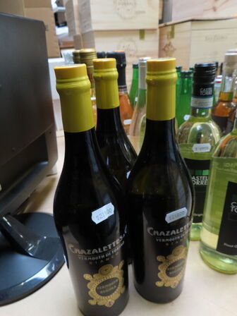 15 fl. blandet vin, hvidvin, rosevine og musserende vin
